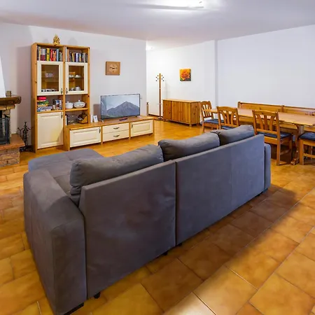 Holiday home Val Taleggio Nel X8 Persone Con Camino E Wifi *