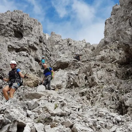 Val Taleggio Nel X8 Persone Con Camino E Wifi Holiday home *